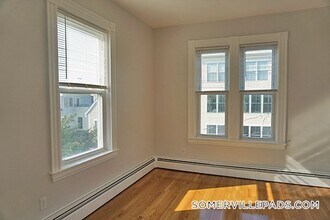 2 Ivaloo St, Unit 6-B in Somerville, MA - Building Photo - Building Photo