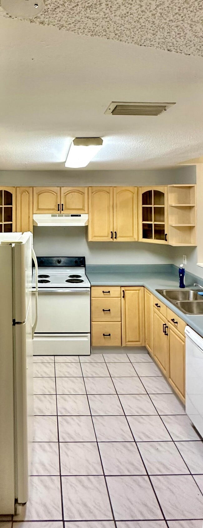 property at 23117 Dover Dr