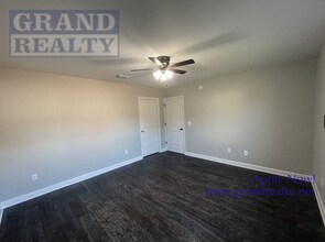 4040 Roxies Ln in Milton, FL - Building Photo - Building Photo