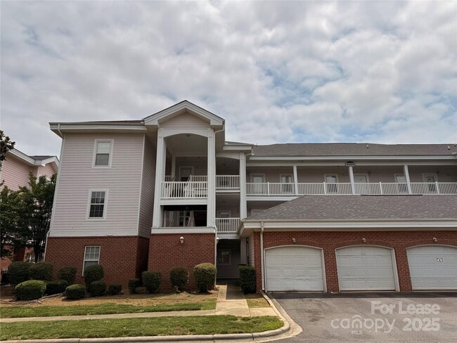 property at 9020 Meadow Vista Rd