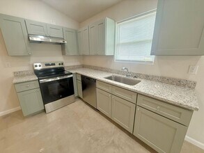 4508 Chamberlain in Canyon Lake, TX - Building Photo - Building Photo