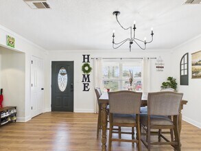 38 Cape Dr NW in Fort Walton Beach, FL - Building Photo - Building Photo