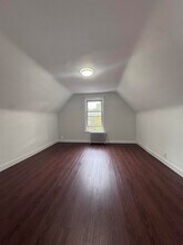 510 Shaler Blvd in Ridgefield, NJ - Building Photo - Building Photo