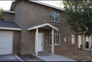 3811 Oregon St in Bakersfield, CA - Building Photo
