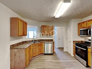 2911 Water Lily Ct in Austell, GA - Building Photo - Building Photo