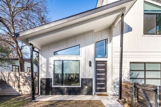 608 Hammack Dr in Austin, TX - Building Photo - Building Photo