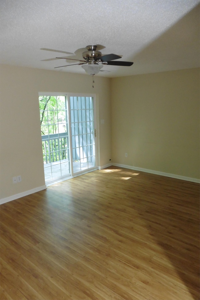 187 Weston Rd-Unit -187B in Arden, NC - Building Photo - Building Photo