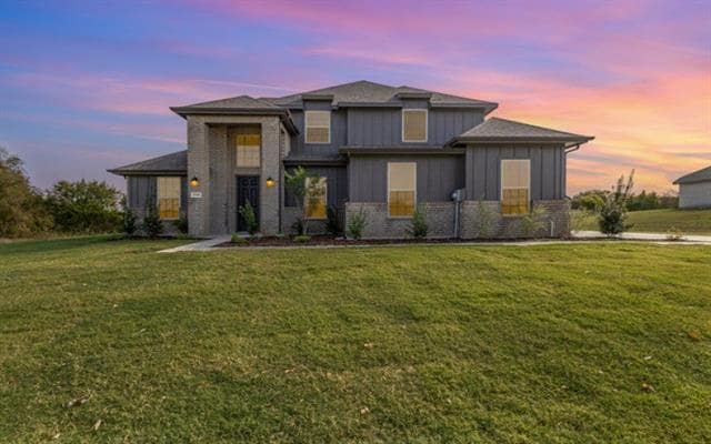 property at 750 Serenity Ln