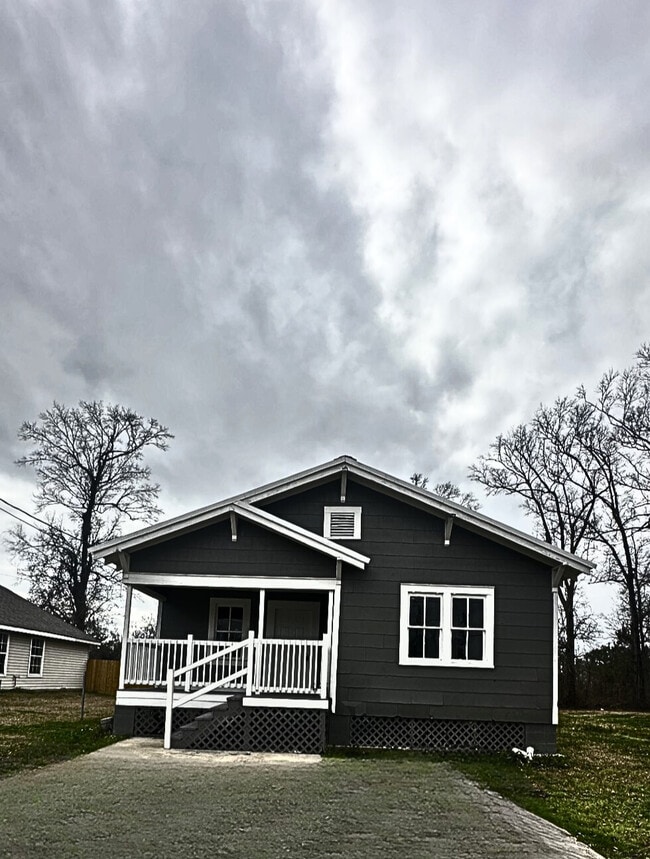 property at 408 E Michigan St