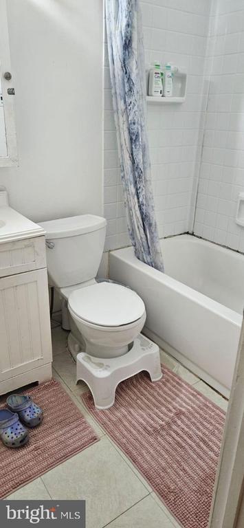 14487 Village Dr in Woodbridge, VA - Building Photo - Building Photo