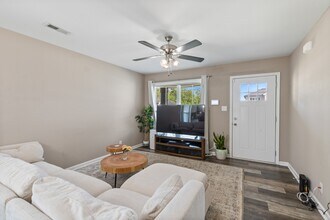 200 Waterwheel Cir in Clarksville, TN - Building Photo - Building Photo