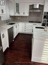 4711 Morrison St in Niagara Falls, ON - Building Photo - Building Photo