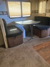 1219 16th St, Unit Studio in Oakland, CA - Foto de edificio - Building Photo