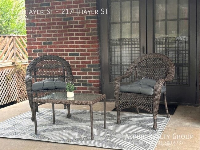 217 Thayer St in Little Rock, AR - Building Photo - Building Photo