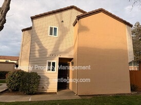 1427 Bel Air Dr in Concord, CA - Building Photo