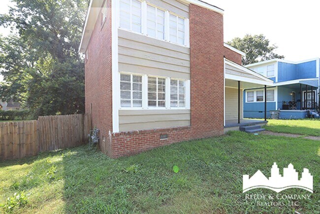 1078 N Evergreen St in Memphis, TN - Building Photo - Building Photo