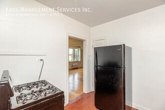 6750 N Hermitage Ave in Chicago, IL - Building Photo - Building Photo