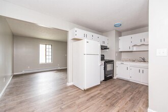 415 Harrodswood Rd-Unit -D in Frankfort, KY - Building Photo - Building Photo