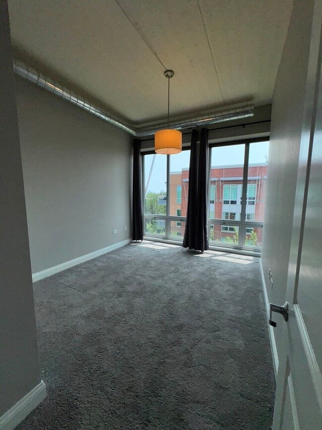 4846 N Clark St in Chicago, IL - Building Photo - Building Photo