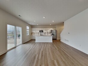 230 Deanscroft Dr in Pickerington, OH - Building Photo - Building Photo