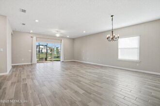 1762 Amberly Dr in Middleburg, FL - Building Photo - Building Photo