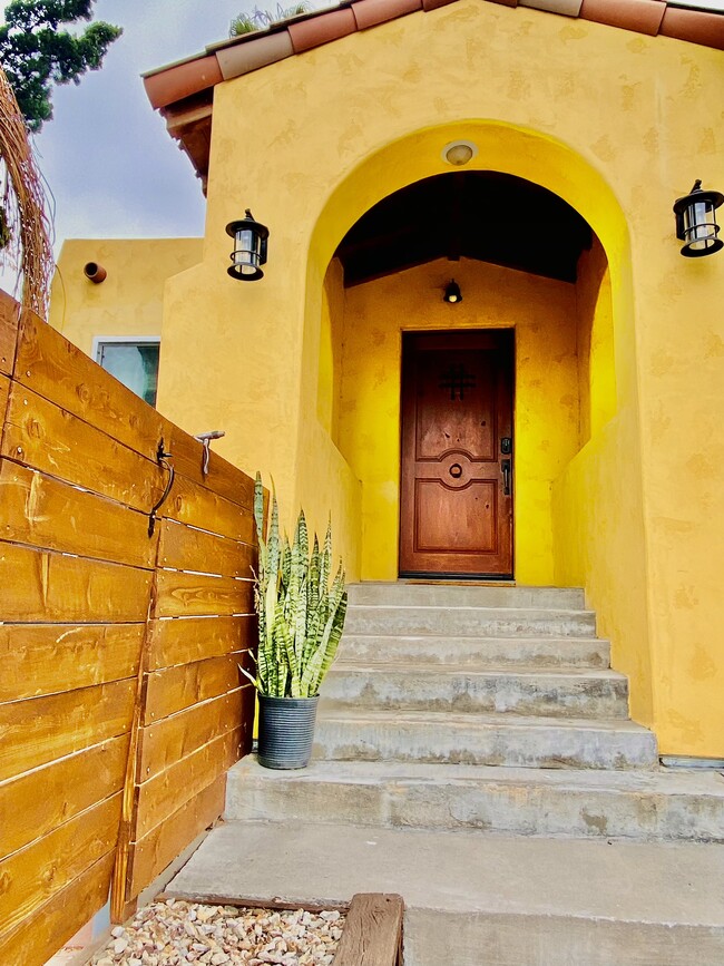 2928 B St in San Diego, CA - Building Photo - Building Photo