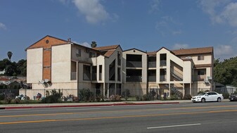 3269 Eagle Rock Blvd Apartments