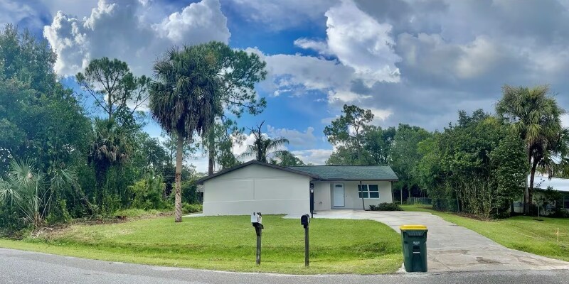 932 Grogan Ave in Sebring, FL - Building Photo