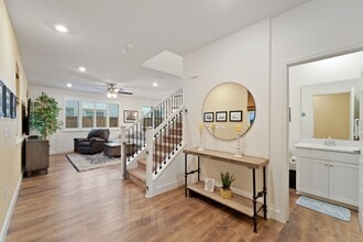 3513 Nuestra Ave in Sacramento, CA - Building Photo - Building Photo