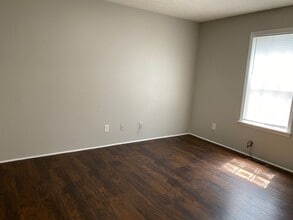 278 Tinker Hill Cv, Unit A in Jackson, TN - Building Photo - Building Photo