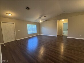 704 W 17th St in Lehigh Acres, FL - Building Photo - Building Photo