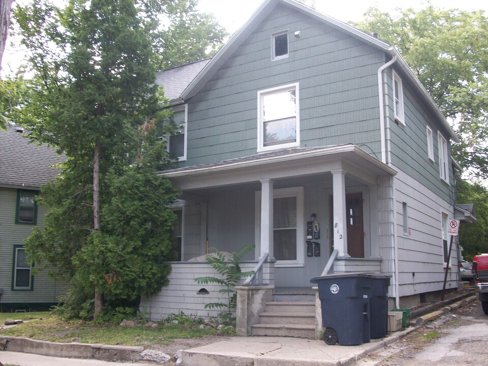 812 Mary St, Unit 3 in Ann Arbor, MI - Foto de edificio