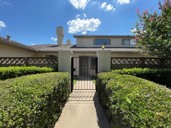 property at 206 S Nolan River Rd