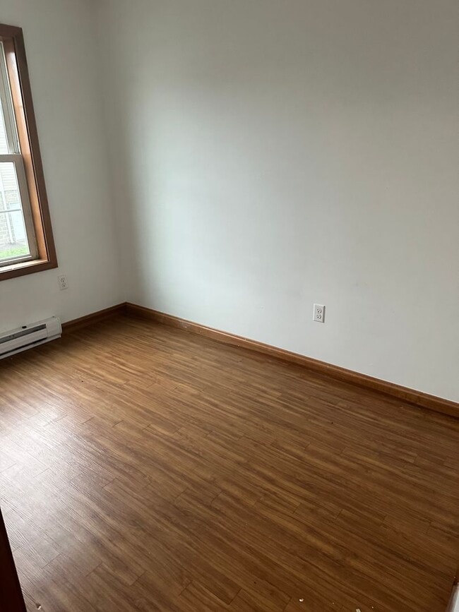 131 Spring Way in California, PA - Building Photo - Building Photo