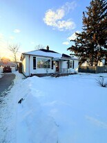 2373 Tourangeau Rd in Windsor, ON - Building Photo