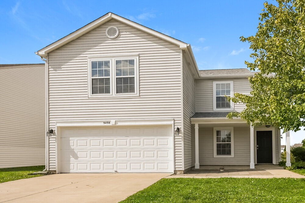 9498 W Midnight Dr in Pendleton, IN - Building Photo