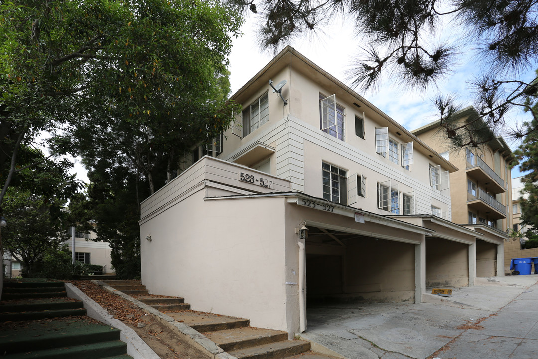 523-527 Glenrock Ave in Los Angeles, CA - Building Photo