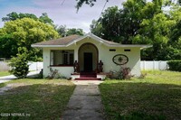 6601 Oakwood St in Jacksonville, FL - Foto de edificio - Building Photo