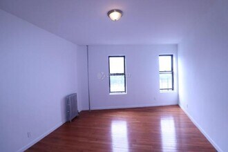 139-06 34th Rd in Queens, NY - Building Photo - Building Photo