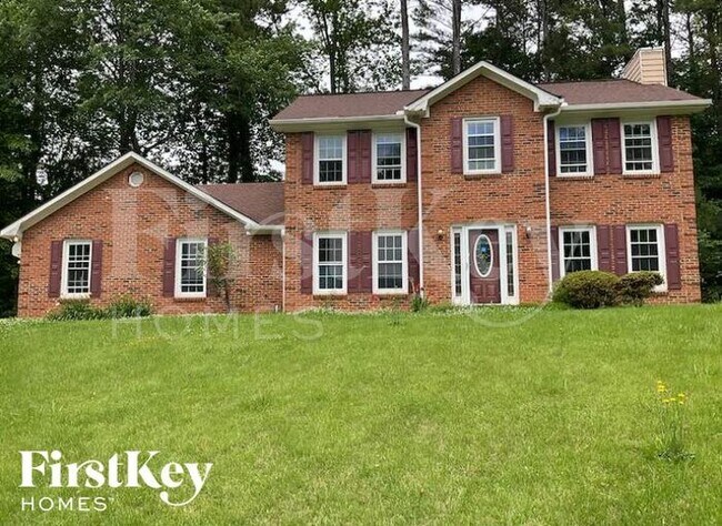 517 Philadelphia Ln in Woodstock, GA - Foto de edificio - Building Photo