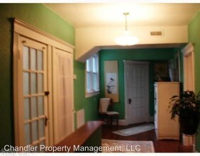 132 Orleans Cir-Unit -#3 in Norfolk, VA - Building Photo - Building Photo