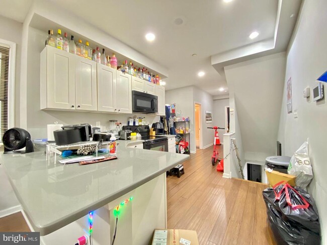 1525 W Norris St in Philadelphia, PA - Building Photo - Building Photo