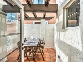 140 Jefferson Ave in Miami Beach, FL - Building Photo - Building Photo