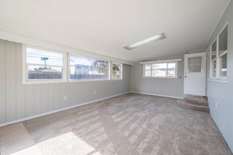 1611 S Tremont St in Oceanside, CA - Building Photo - Interior Photo