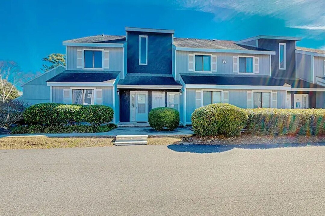 3700 Golf Colony Ln in Little River, SC - Building Photo