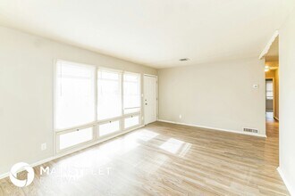9939 Appollo Ct in Louisville, KY - Building Photo - Building Photo