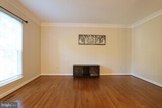 6732 Rock Brook Dr in Clifton, VA - Building Photo - Building Photo