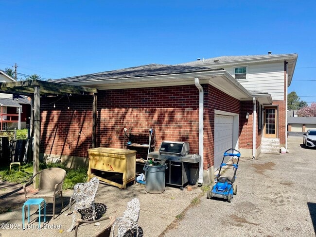 816 Melford Ave-Unit -2 in Louisville, KY - Building Photo - Building Photo