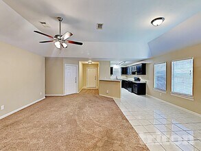 12926 Abalone Way in Houston, TX - Foto de edificio - Building Photo