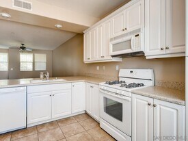 8788 Aspenglow Pl in Santee, CA - Building Photo